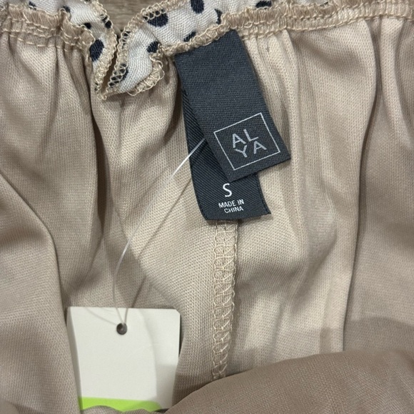 NWT Alya Light Tan Skirt - Picture 2 of 3